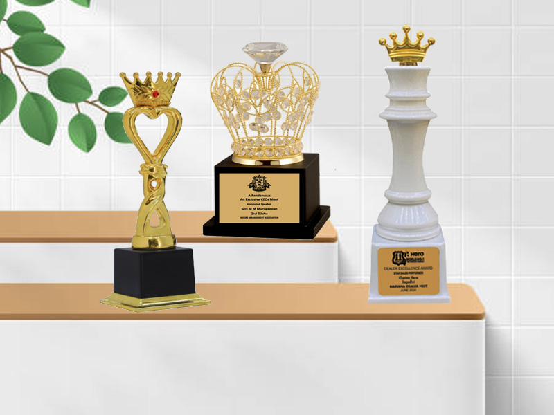 Crown Trophies Maker In delhi