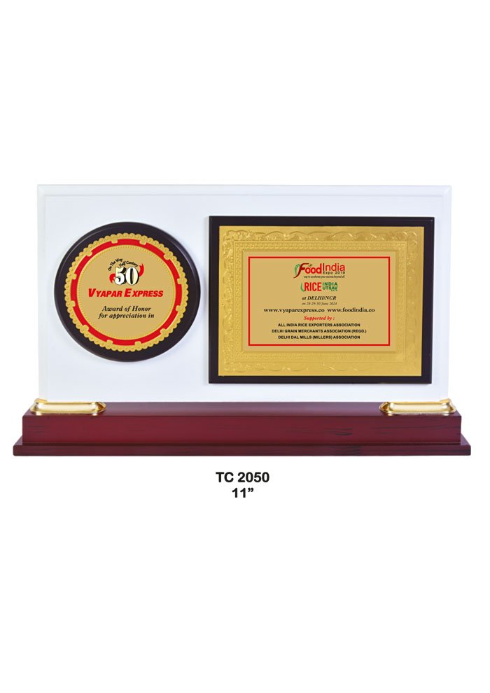 Wooden Trophy Trophy in Delhi